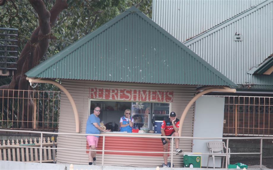 A39I0814.Refreshments hut